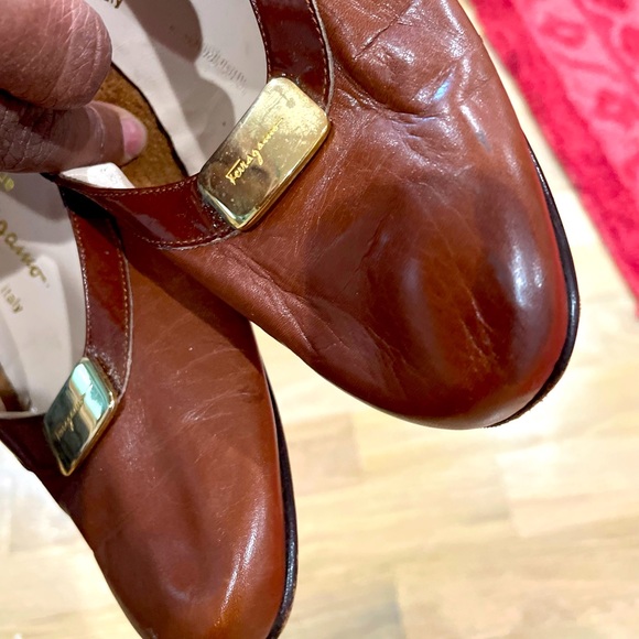Salvatore Ferragamo size 9 - Picture 4 of 12